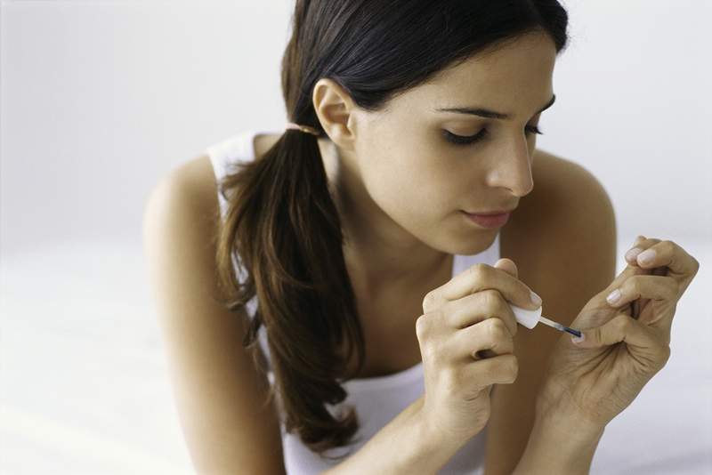 As 6 compras de kit de unhas de farmácia que permitirão que você finge um salão mani-Pedi