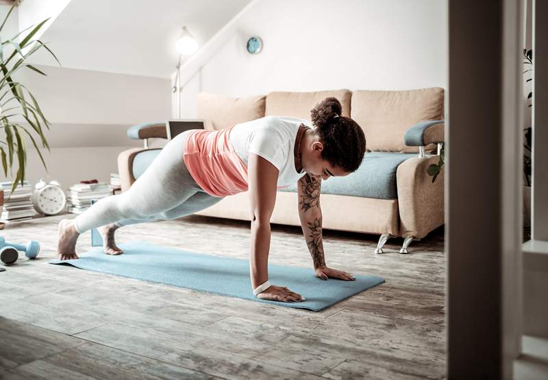 Vaše hlavní tréninky nikdy nespálily tolik jako tento 15minutový pilates sesh