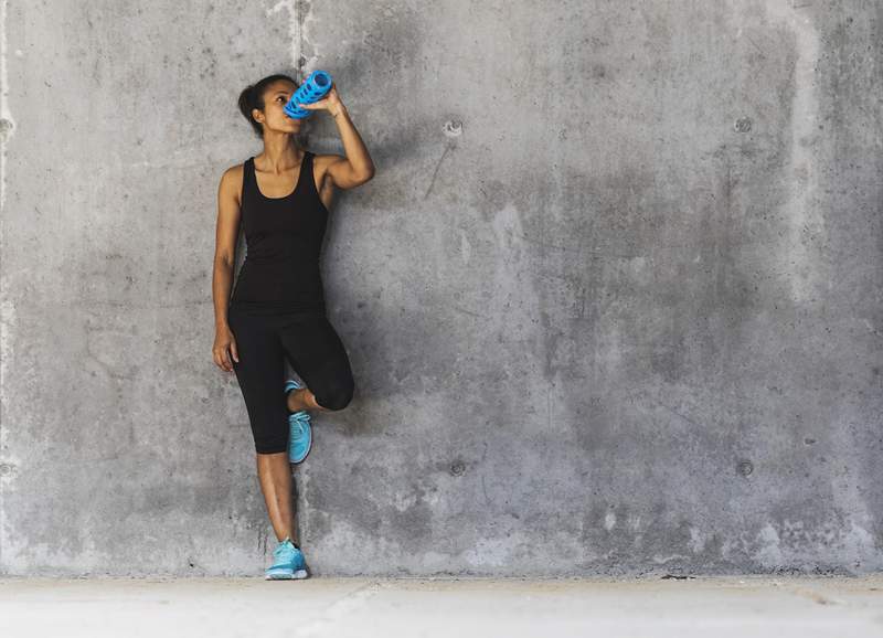 Esta bebida con punta de ACV mantiene un entrenador de Peloton Master energizado todo el día