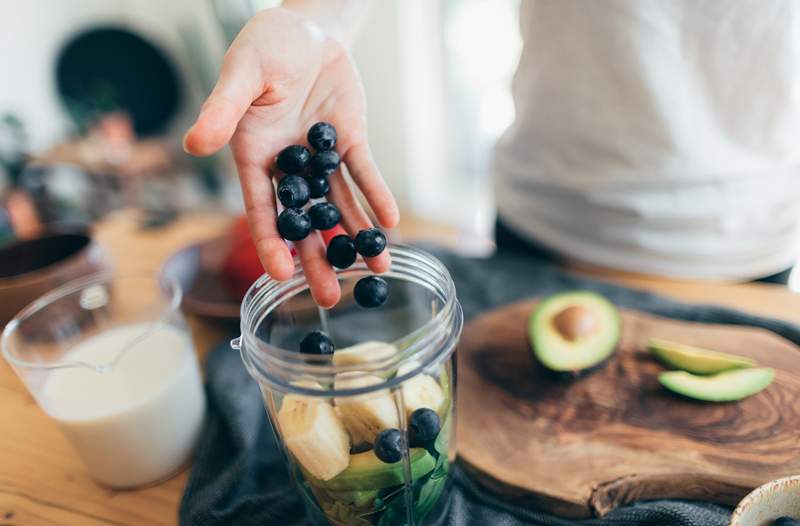 Køb disse 4 ingredienser til at spise let mix-and-match morgenmad hele ugen