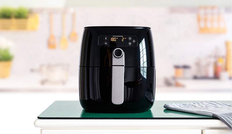 Den beste Air Fryer Black Friday-avtaler for å snappe opp for lynrask proteiner, grønnsaker og mer