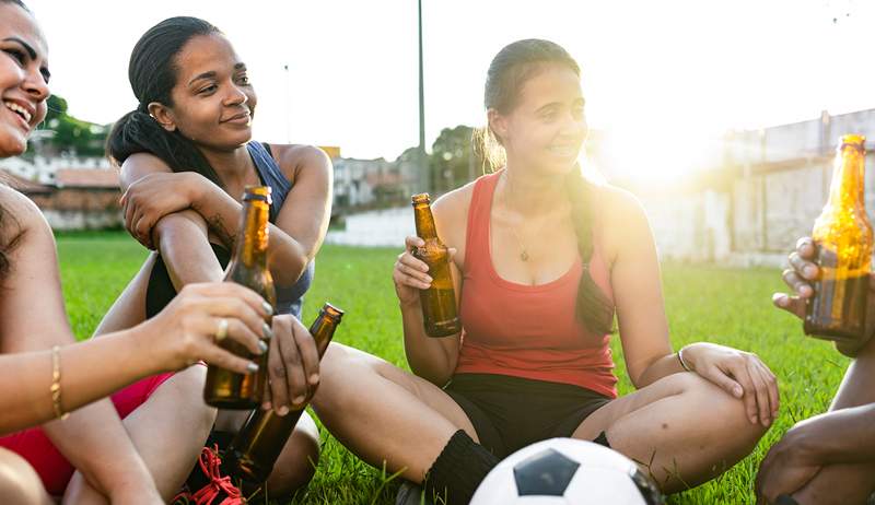 Finare con un drink mi rende più probabile che mi alleni. Ciò annulla tutti i benefici dell'esercizio?