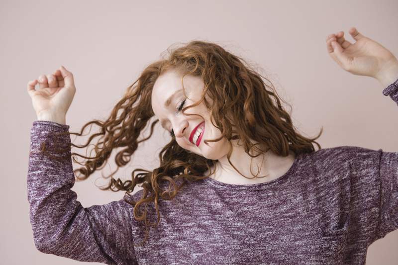 La danse des bras est la clé pour obtenir des bras à la ballerine, ces 3 mouvements pour vous aider à démarrer