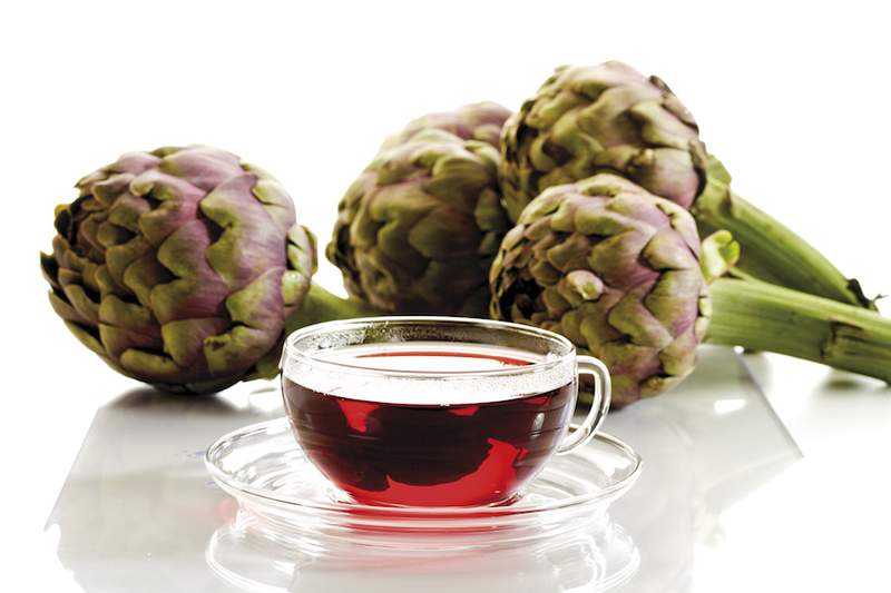 Artichoke Tea er en ting, og det tilbyder disse 6 sunde fordele