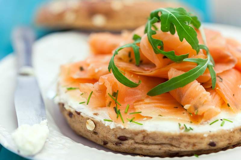 Mød den lavt sukker 2-ingredient bagel opskrift, der får morgenmad til at gå i opfyldelse