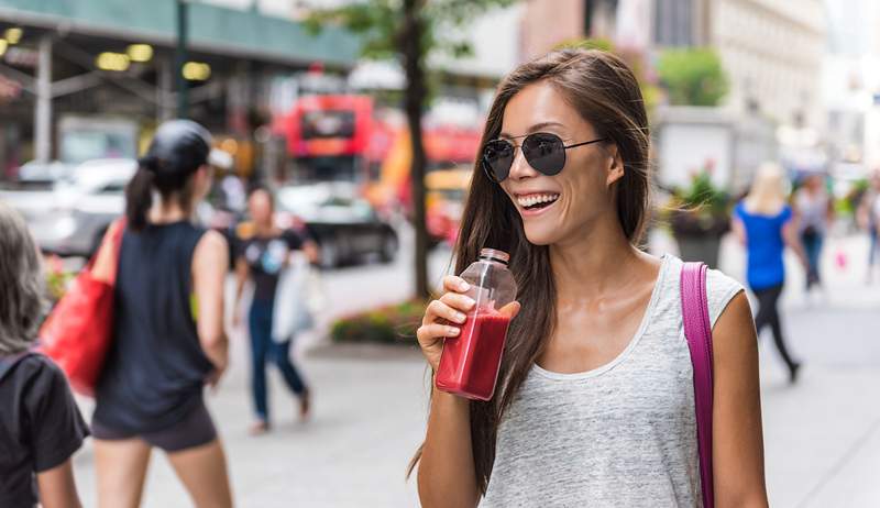 Ho scambiato i miei frullati pre-allenamento per il succo di barbabietola, ed ecco come ha influenzato il mio allenamento