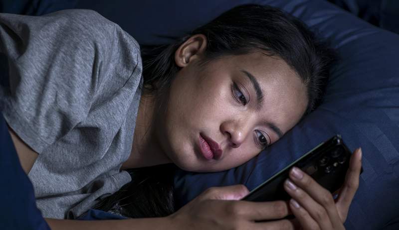 Apakah mengambil bantuan kontrasepsi hormonal atau melukai tidur Anda?