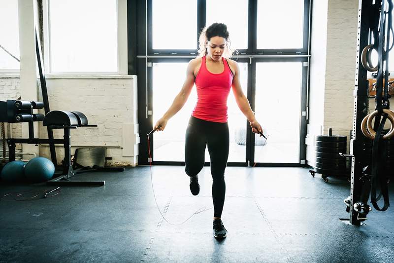 Cardio eller styrketräning först? Vi frågade 3 tränare vad vi skulle göra