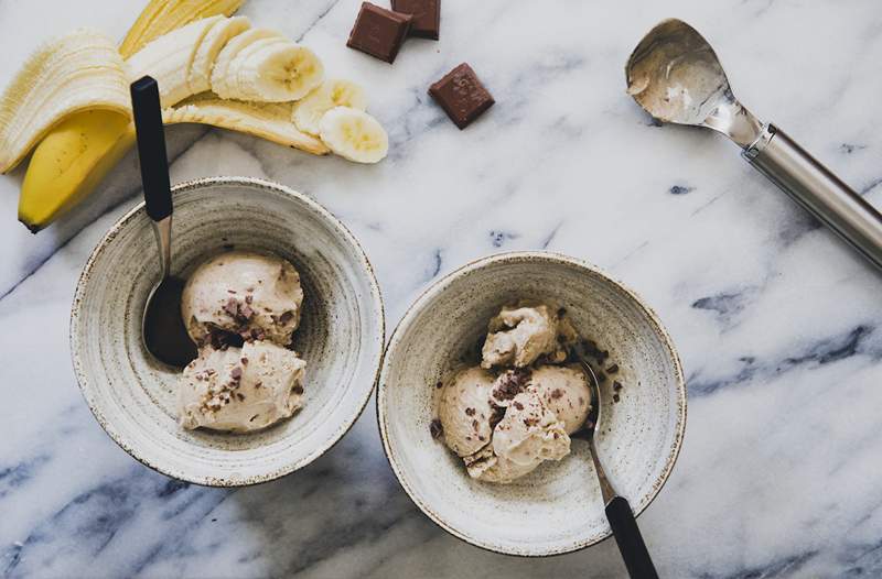 8 dessert senza costiri sani che ti aiuteranno a evitare il calore caldo e caldo del forno