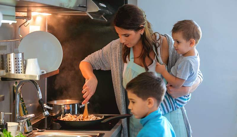 Som slobodná mama s úzkosťou a depresiou, takže robím týchto 6 vecí pre svoje duševné zdravie každý deň