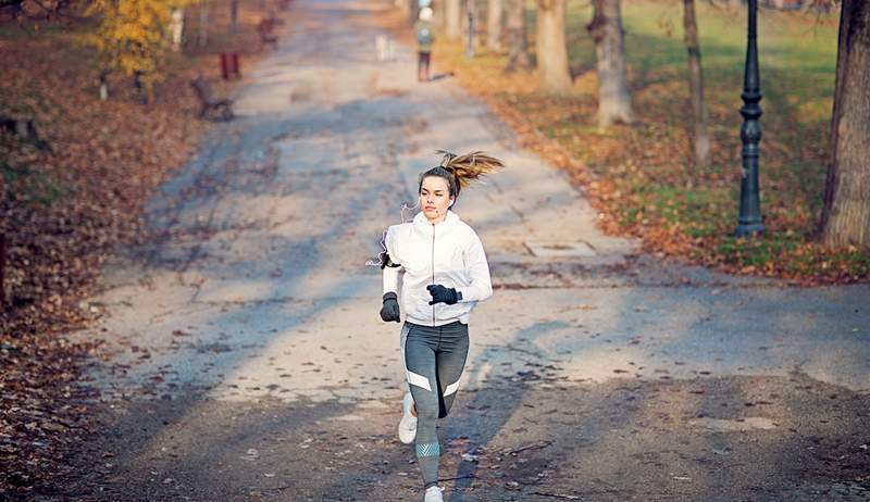 Ik ben een cardioloog. Dit is waarom ik elke hardloper aanmoedigt om me te concentreren op hun 'Forever Pace' voor hartgezondheid