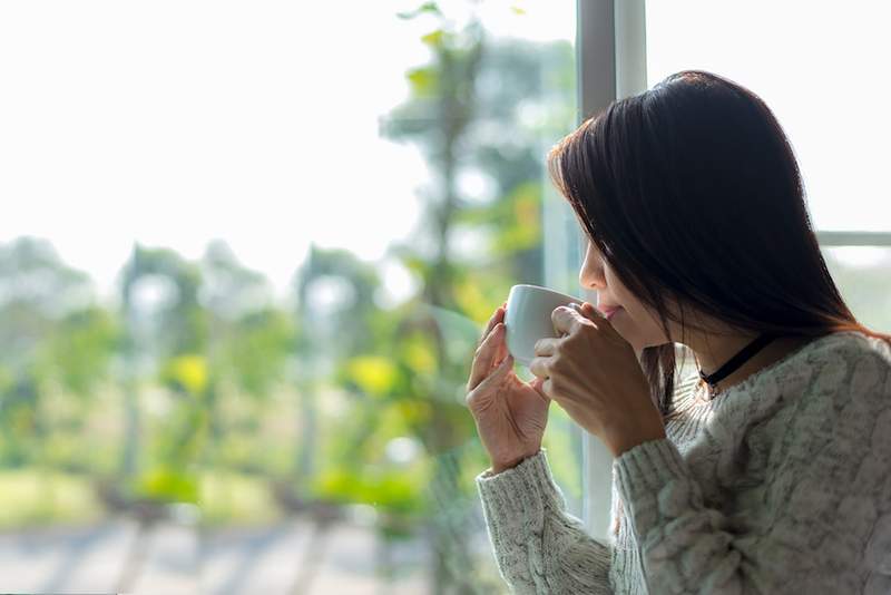 7 Selbstmitgefühlspraktiken, die Ihnen helfen, sich selbst * tatsächlich * eine Pause zu geben