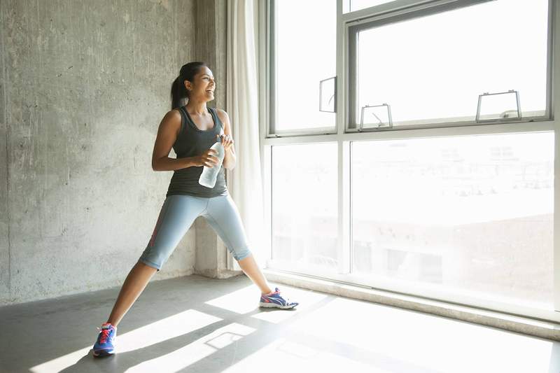 Die offizielle Sequenz der US-Gymnastik-Stretching ist ein Ganzkörpertraining für sich allein