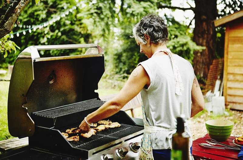 6 Zdrowe przyprawy ociera się do wyrównywania gry w grillowaniu tego letniego cukru