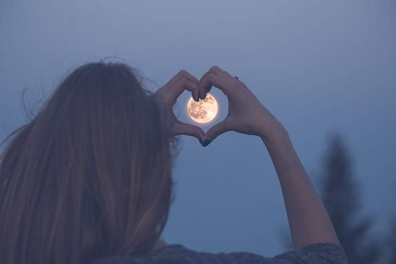 Lunar formørkelser er en stor astrologisk deal-her, hvordan man får mest ud af dem