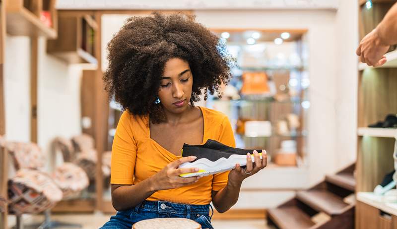 De 'Bend-Twist-squeeze'-test vertelt u of uw wandelschoenen ondersteunend genoeg zijn