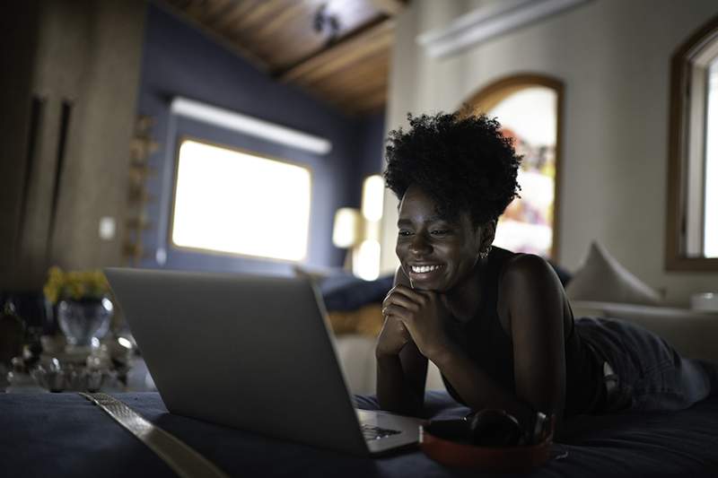 Rester connecté tandis que la distanciation sociale est encore plus difficile pour les introvertis mais cela ne le rend pas impossible