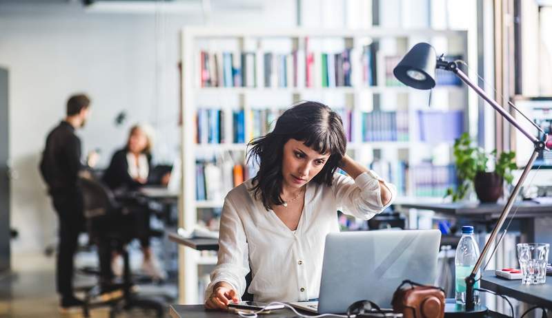 Befandt dig i et giftigt arbejdsmiljø? Sådan forlader du, mens du beskytter dit mentale velvære