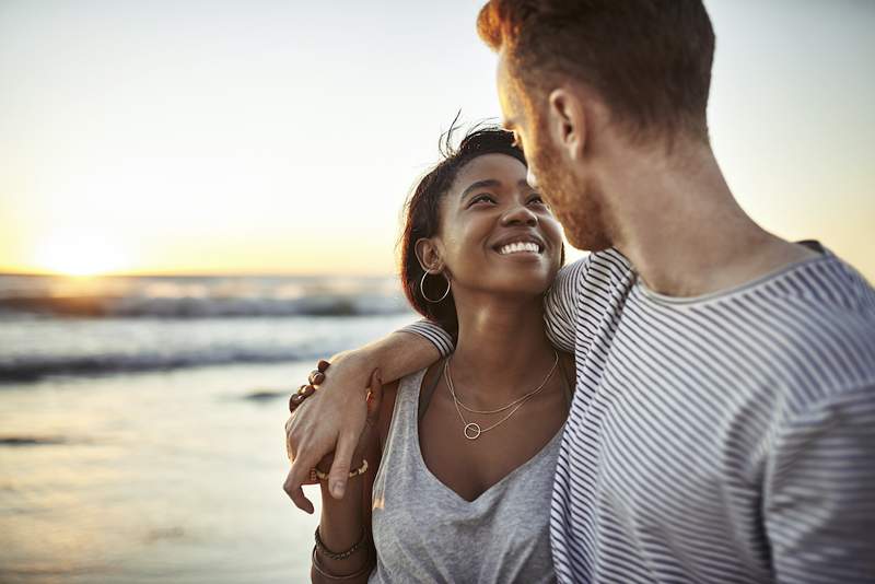 5 tekenen dat u te maken hebt met gemengde signalen in een relatie-en hoe u er effectief mee om kunt gaan