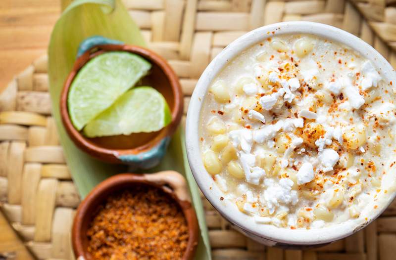 La mejor manera de cocinar el maíz es en el microondas, y este elote sabrosa y saludable lo demuestra