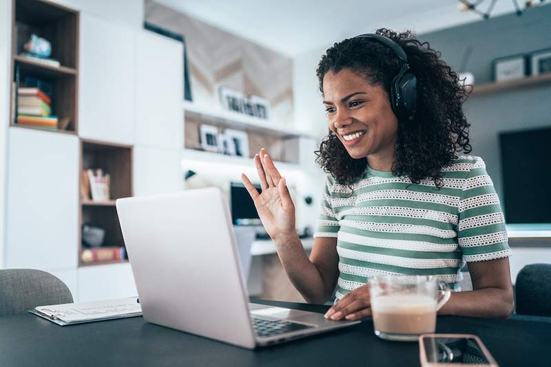 Ummm quelqu'un d'autre se sent obligé de dire 'Je t'aime, au revoir!'À la fin des zooms de travail?