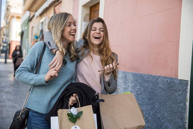 Temos que saber qual é a única linha de cuidados com a pele que você compra se o dinheiro não fosse objeto?