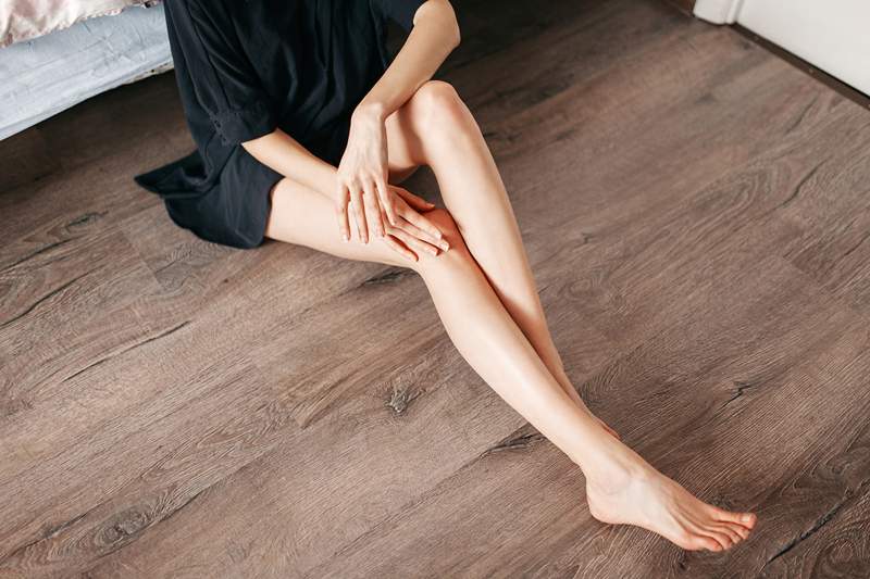 Il piano approvato dal derma di abbandonare le gambe delle fragole entro l'estate