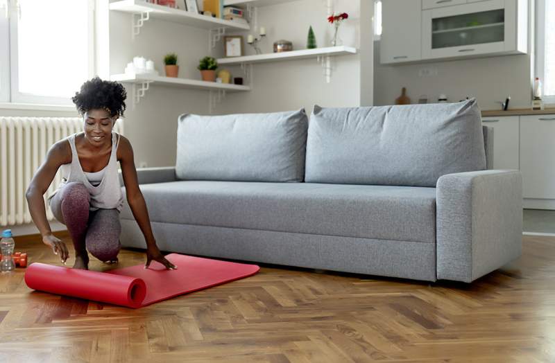 Deze split-training van het totale lichaam maakt het kiezen van je volgende zweet sesh een fluitje van een cent