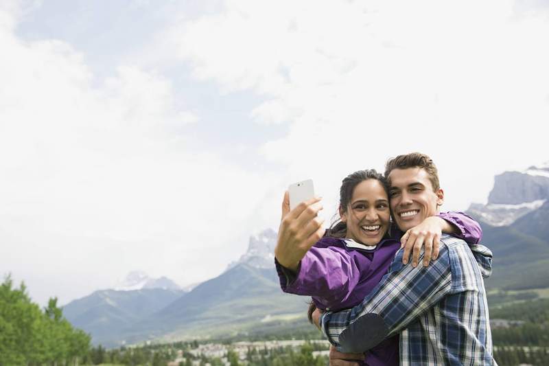 La «théorie de l'amour triangulaire» vous aide à (enfin!) Définir cette relation impossible