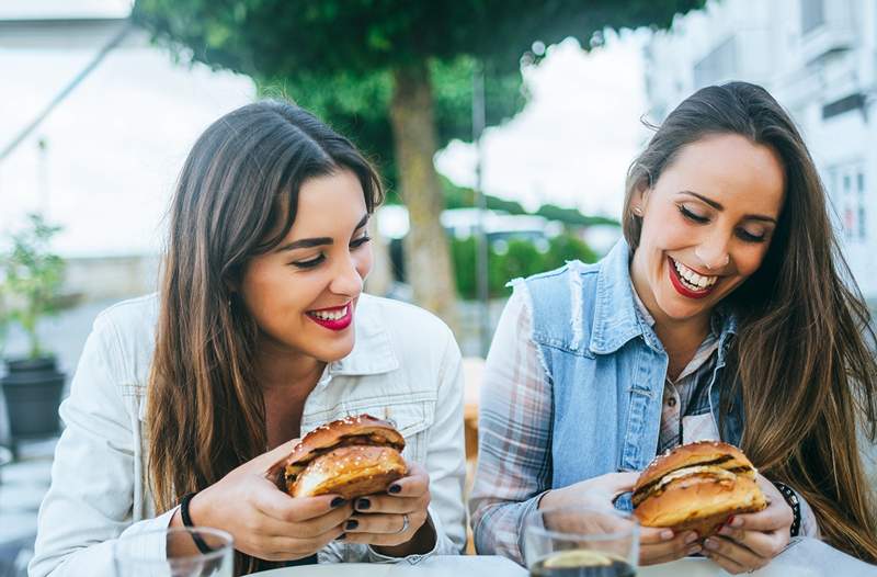 Hvis du får en fastfood-burger, skal du vælge en af ​​disse antibiotikafri muligheder