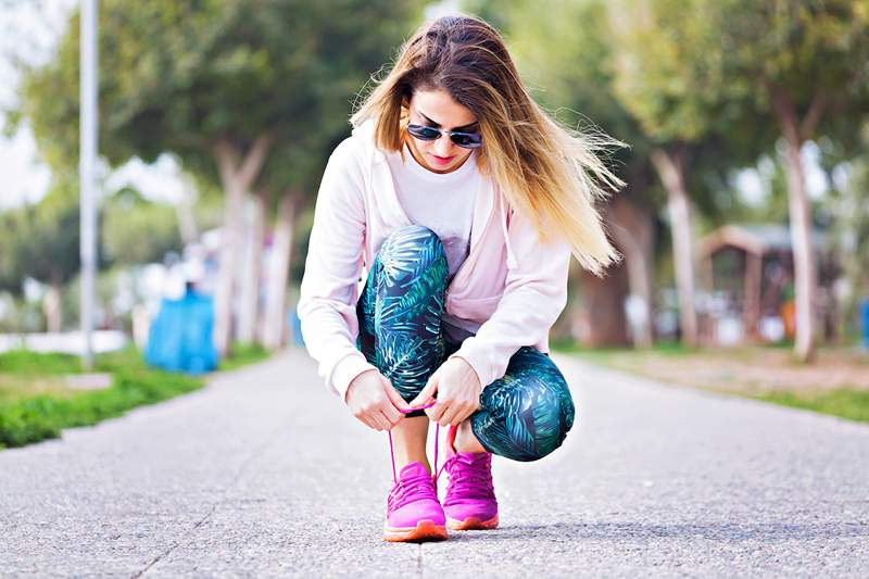 Loopt met gewichten goed voor u? Vragende winkelcentrum Walkers moeten het weten