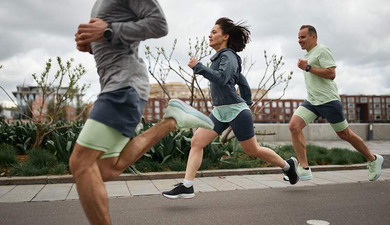 Chews, caçadores e géis exatamente o que fazer para obter o abastecimento adequado no dia da corrida