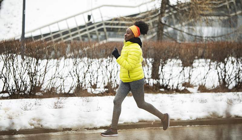 Sí, necesitas diferentes zapatos para correr en invierno. Aquí hay 5 pares recomendados por podólogos