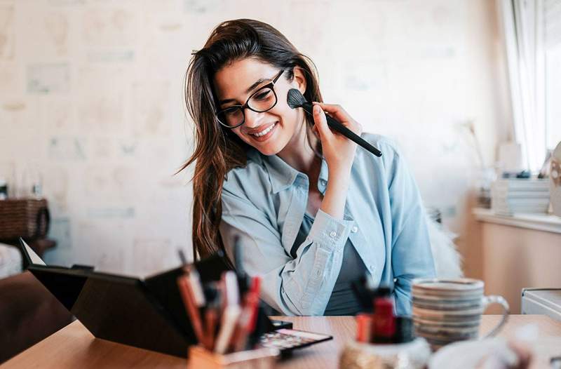 La beauté rechargeable est sur le point de changer la façon dont vous magasinez pour le maquillage