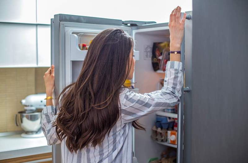 Warum sind alle plötzlich davon besessen, ihre Hautpflege im Kühlschrank zu lagern??