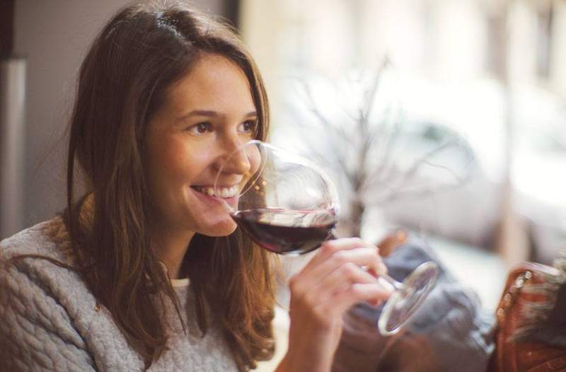 Het geval om vochtig te gaan-niet droog met je drinkgewoonten in januari