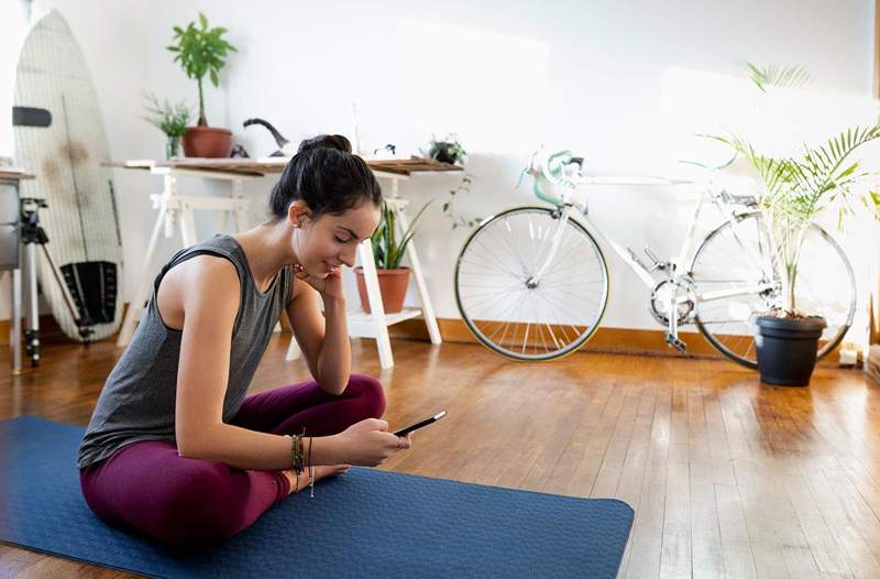 Menguasai langkah ini untuk membakar seluruh badan anda dalam masa beberapa minit