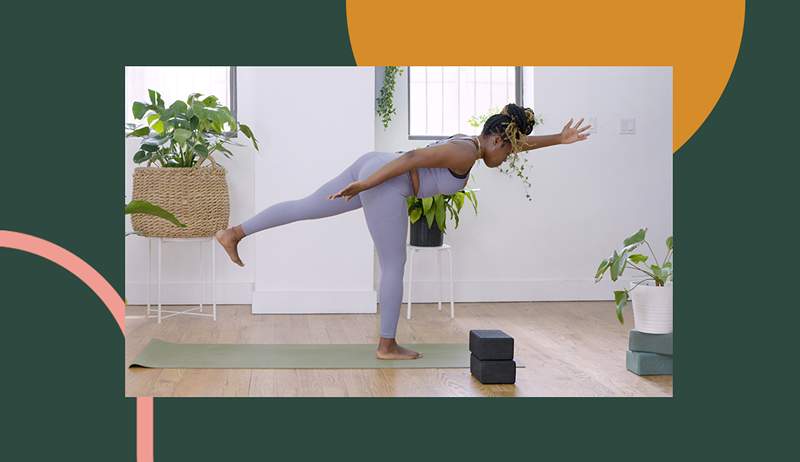 Este flujo de yoga de 30 minutos es el reinicio que necesita para prepararse para un verano rugiente de los años 20