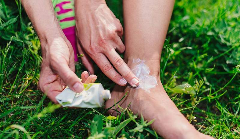 Dermatolog nenávidí tento běžný nápravu kousnutí chyby-Herce DrugStore, který chce, abyste místo toho použili