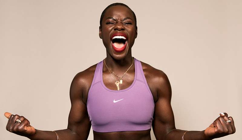 Tunde Oyeneyin et Nike veulent que les filles dans le sport croient que «si vous avez un corps, vous êtes un athlète»