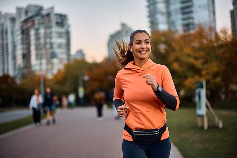 'Ik ben een trainer, en hier is hoe ik een workout ontwerp voor maximale voordelen voor geestelijke gezondheid'