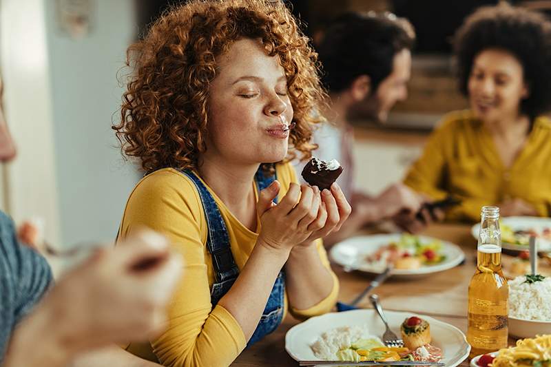 Sono un RD, ed ecco perché consiglio solo l'aggiunta di radiosa che il taglio degli alimenti