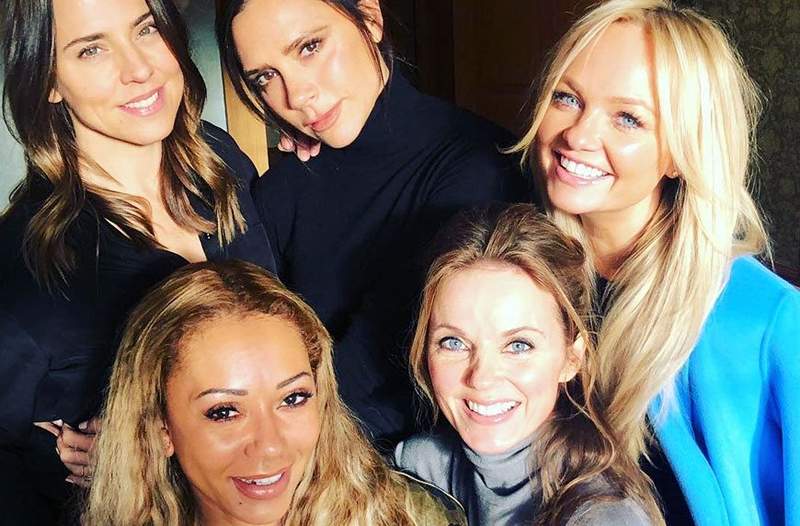 Nedēļas garastāvokļa pastiprinošās ziņas Spice Girls uzstājas karaliskajās kāzās