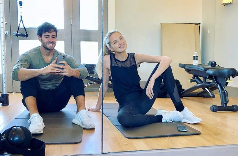 Der 3-Move-Toning-Training Victoria's Secret Angel Romee Strijd macht nach Flügen