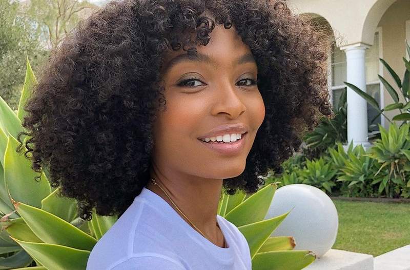 Igralka Yara Shahidi uporablja ta dve protivnetni sestavini, da si naredite svoje lastne pranje obraza