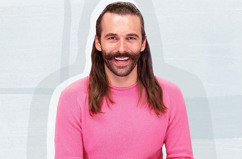 Jonathan van Ness slidošanas videoklipi šobrīd ir visvairāk iedvesmojošākās (un skatāmas) lietas tiešsaistē