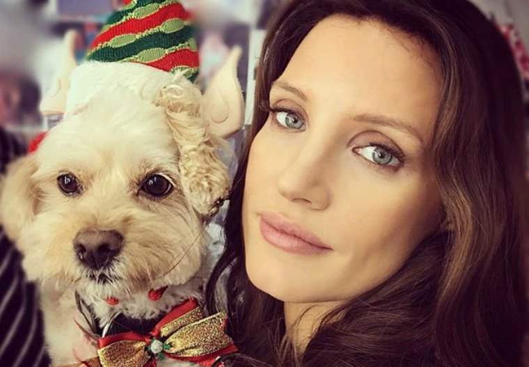 Puppy Love, estas 6 celebridades celebran la temporada con mascotas