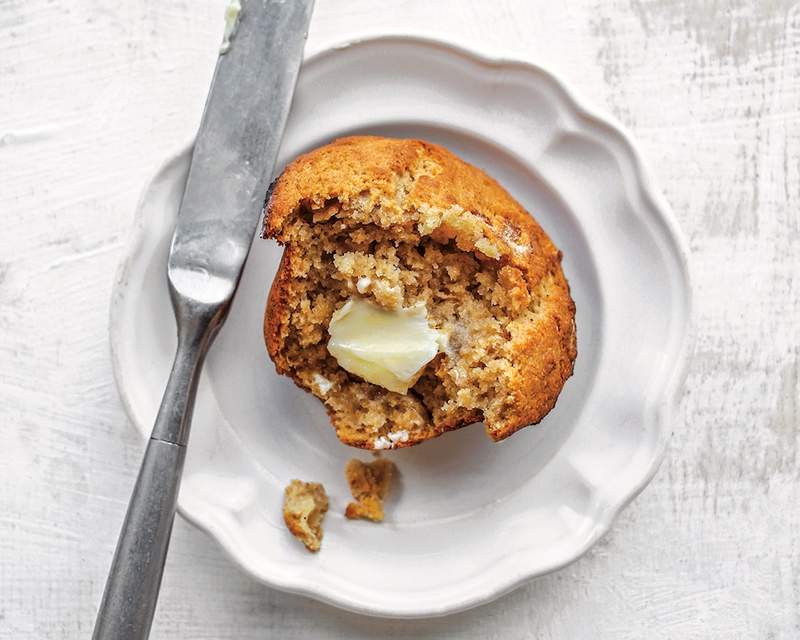 Deze kombucha -muffins zijn een gezondere kijk op Iers frisdrankbrood