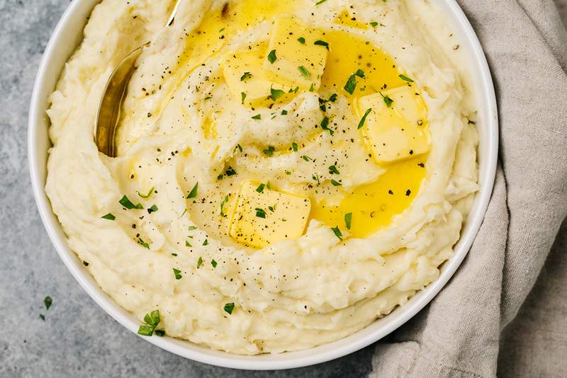 Le patate non sono pasta, quindi smettiamo di farle cadere in acqua bollente