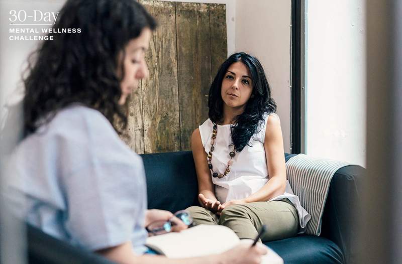 Fachkräfte für psychische Gesundheit kämpfen gegen Stigma, indem sie sich über ihre eigenen Kämpfe öffnen